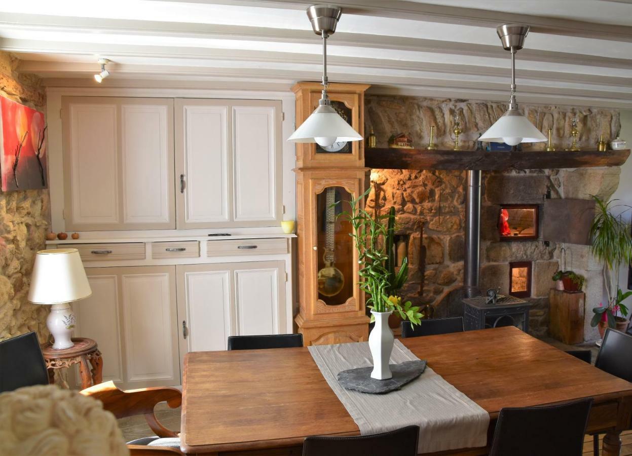 L'Embellie Bed & Breakfast Bertignat Exterior photo